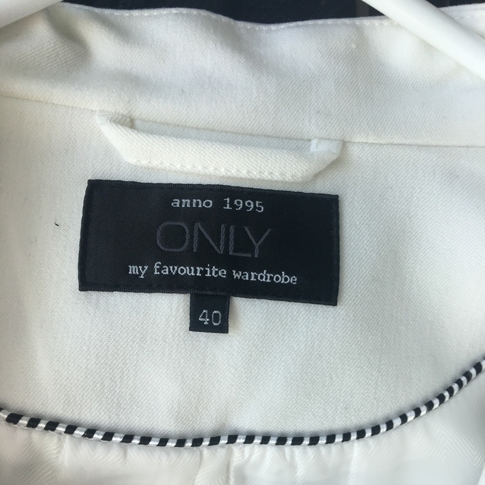 Only blazer - Picture 4 of 5
